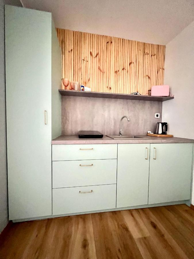 "Ku Sloncu" -Pokoje& Apartamenty - Jastrzębia Góra 外观 照片